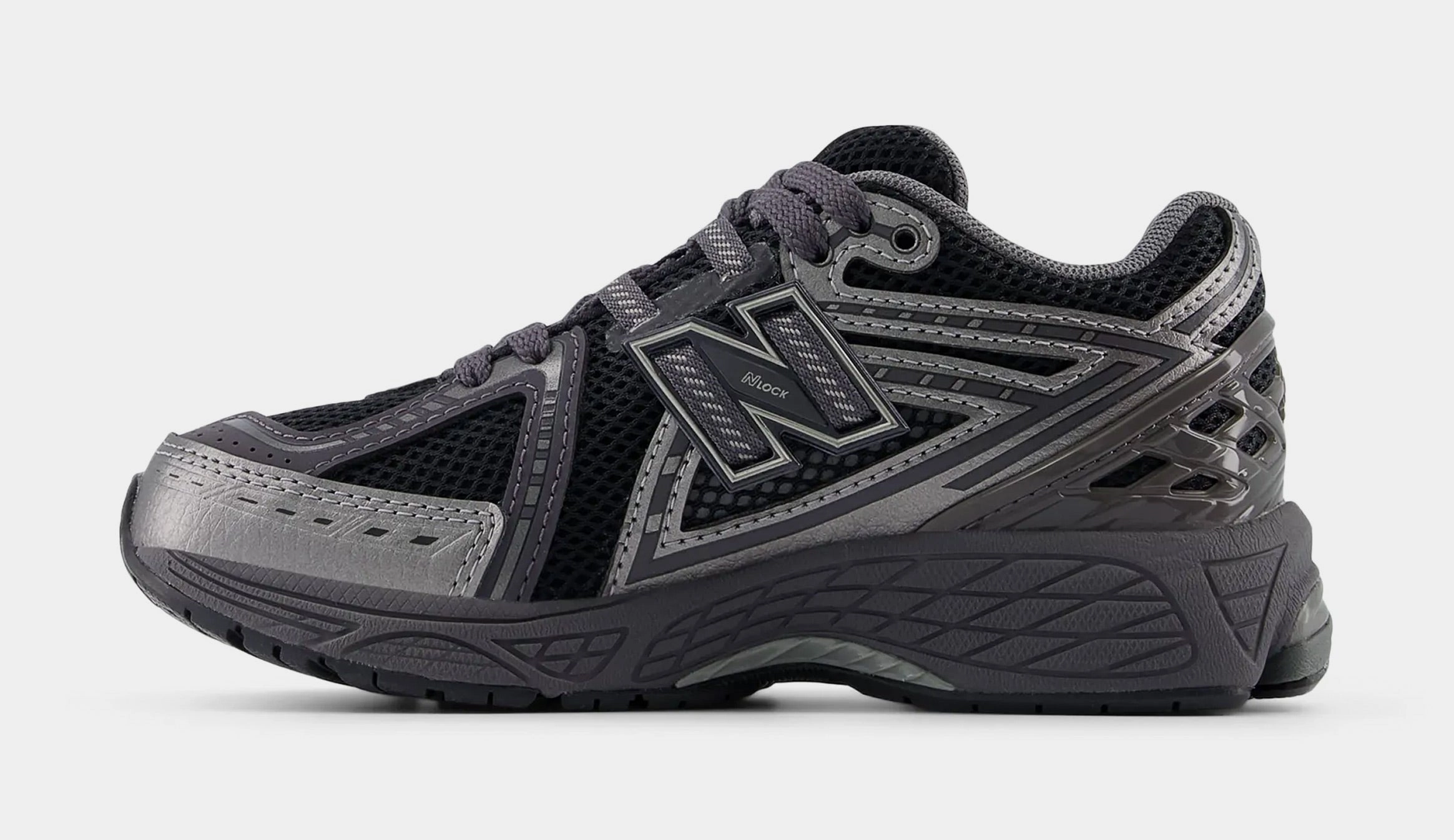 1906R Preschool Running Shoes (Phantom) Retro-inspired trainers