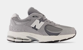2002R Grade School Running Shoes (Grey/Steel Lead/White) Sporty New Balance 2002R shoes
