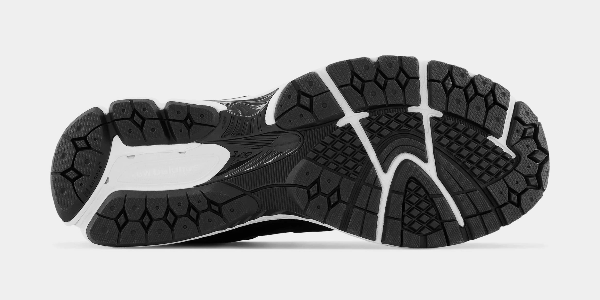 2002R Mens Lifestyle Shoes (Black) Modern performance sneakers
