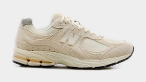 2002R Mens Lifestyle Shoes (Calm Taupe/Silver) Sporty New Balance 2002R shoes