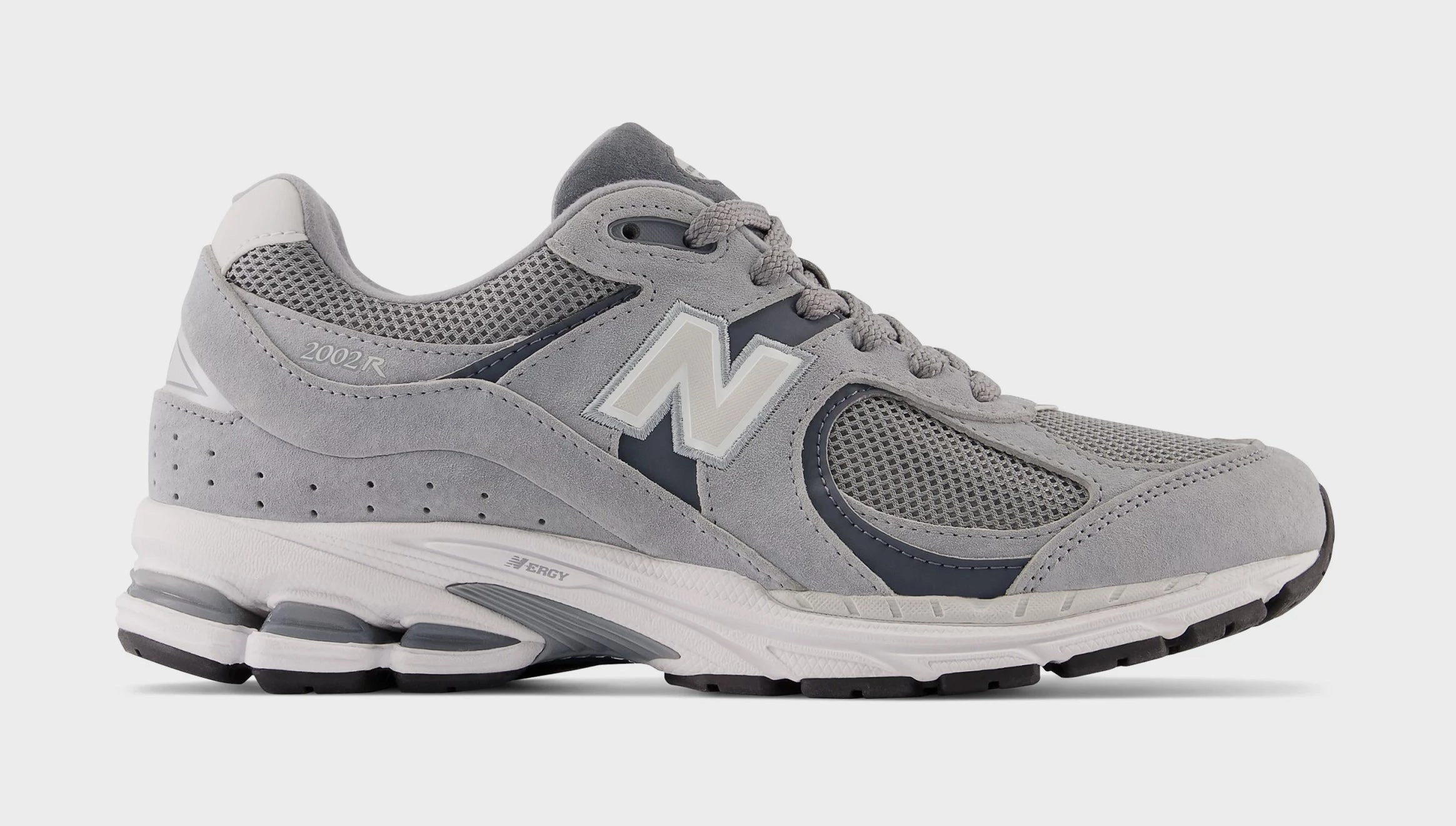 2002R Mens Lifestyle Shoes (Grey) Sporty New Balance 2002R shoes