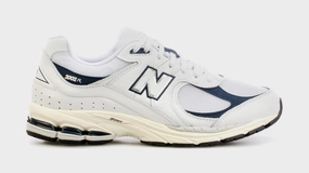 2002R Mens Lifestyle Shoes (White/Blue) Sporty New Balance 2002R shoes