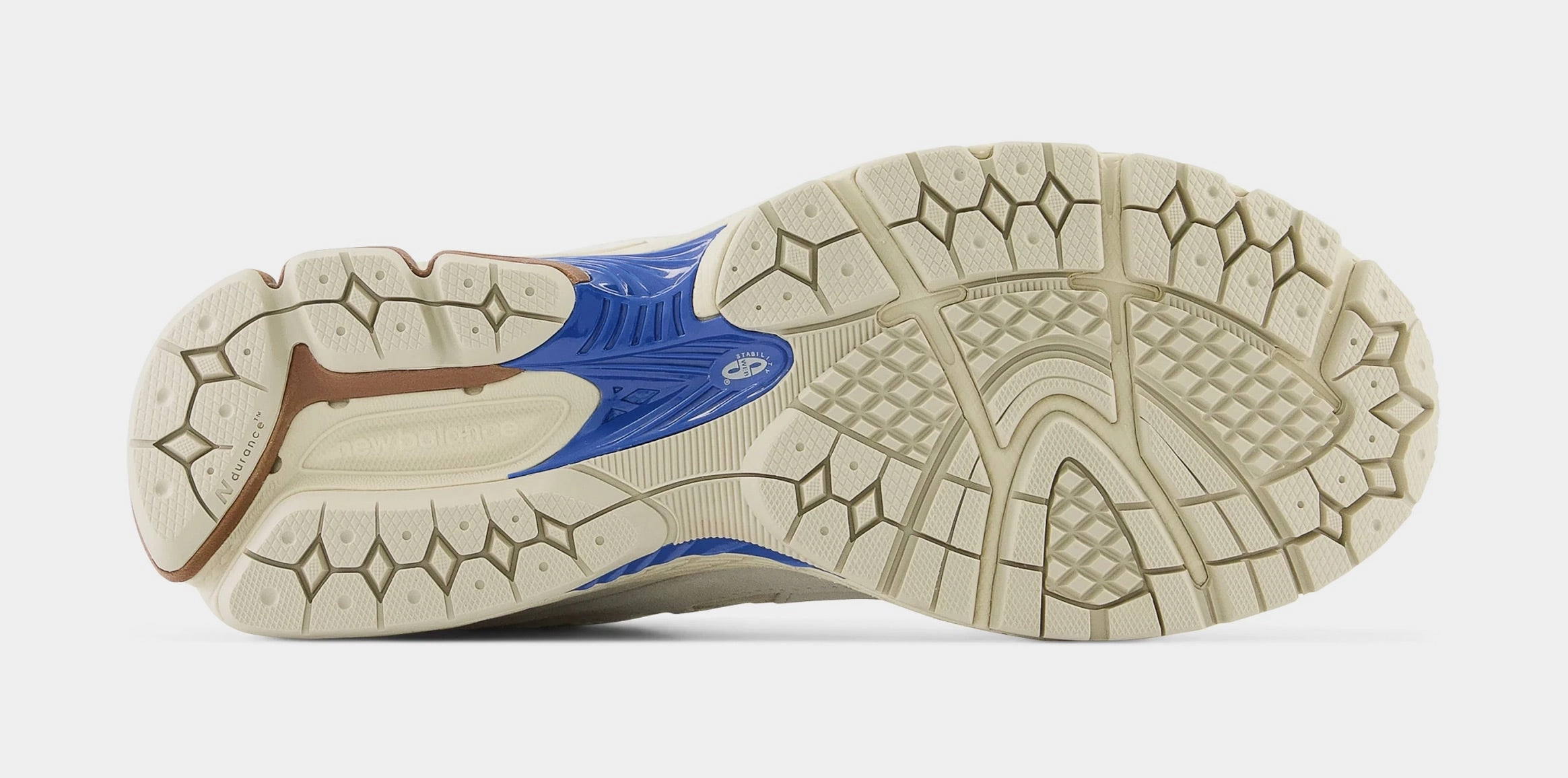 2002R Mens Running Shoes (Sandstone/Timberwolf/Light Arctic Grey) Modern performance sneakers