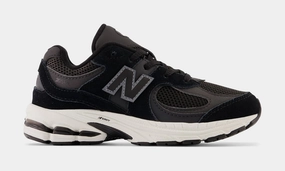 2002R Preschool Running Shoes (Black/White) Sporty New Balance 2002R shoes