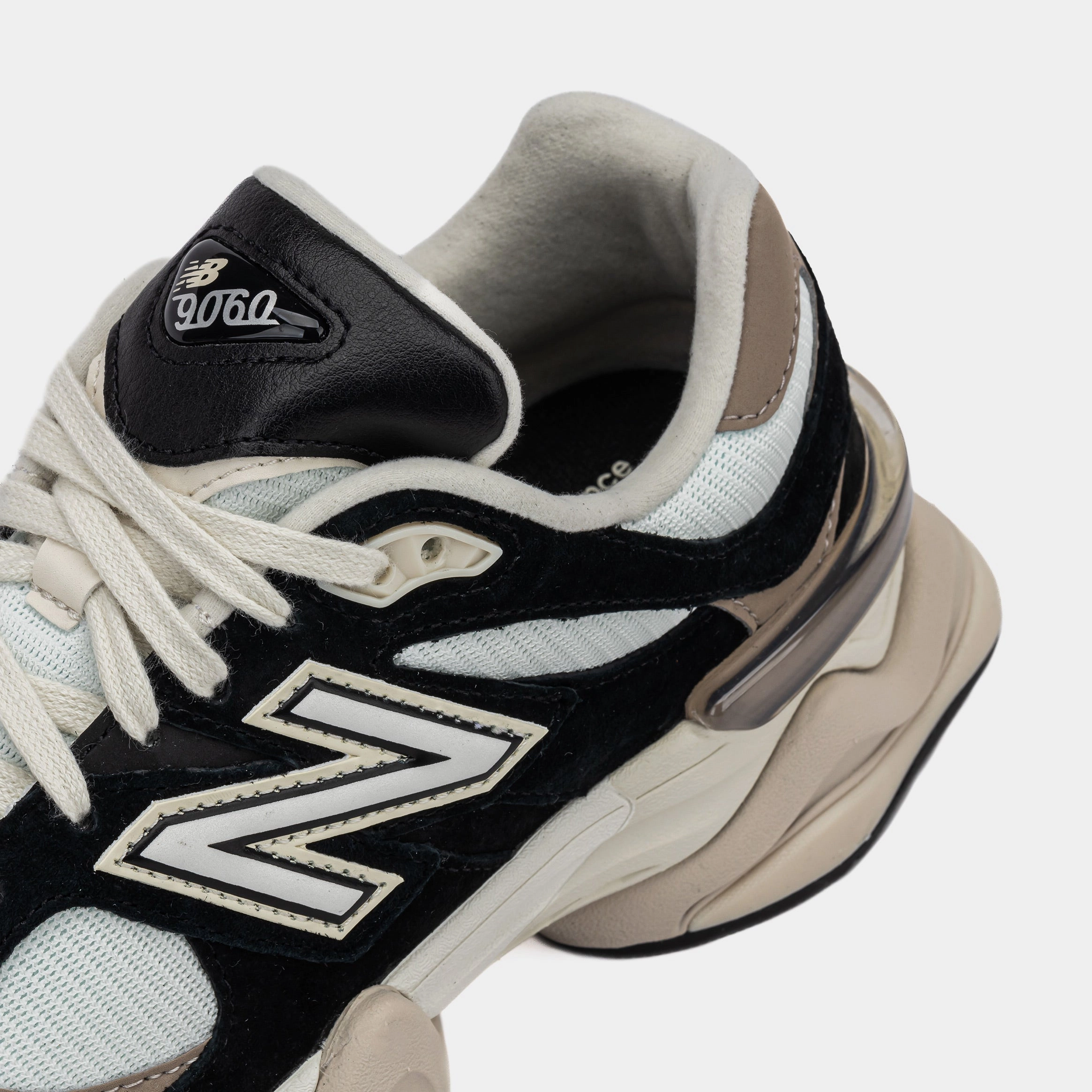 9060 Mens Running Shoes (Sea Salt/Bone) NB 9060 runners