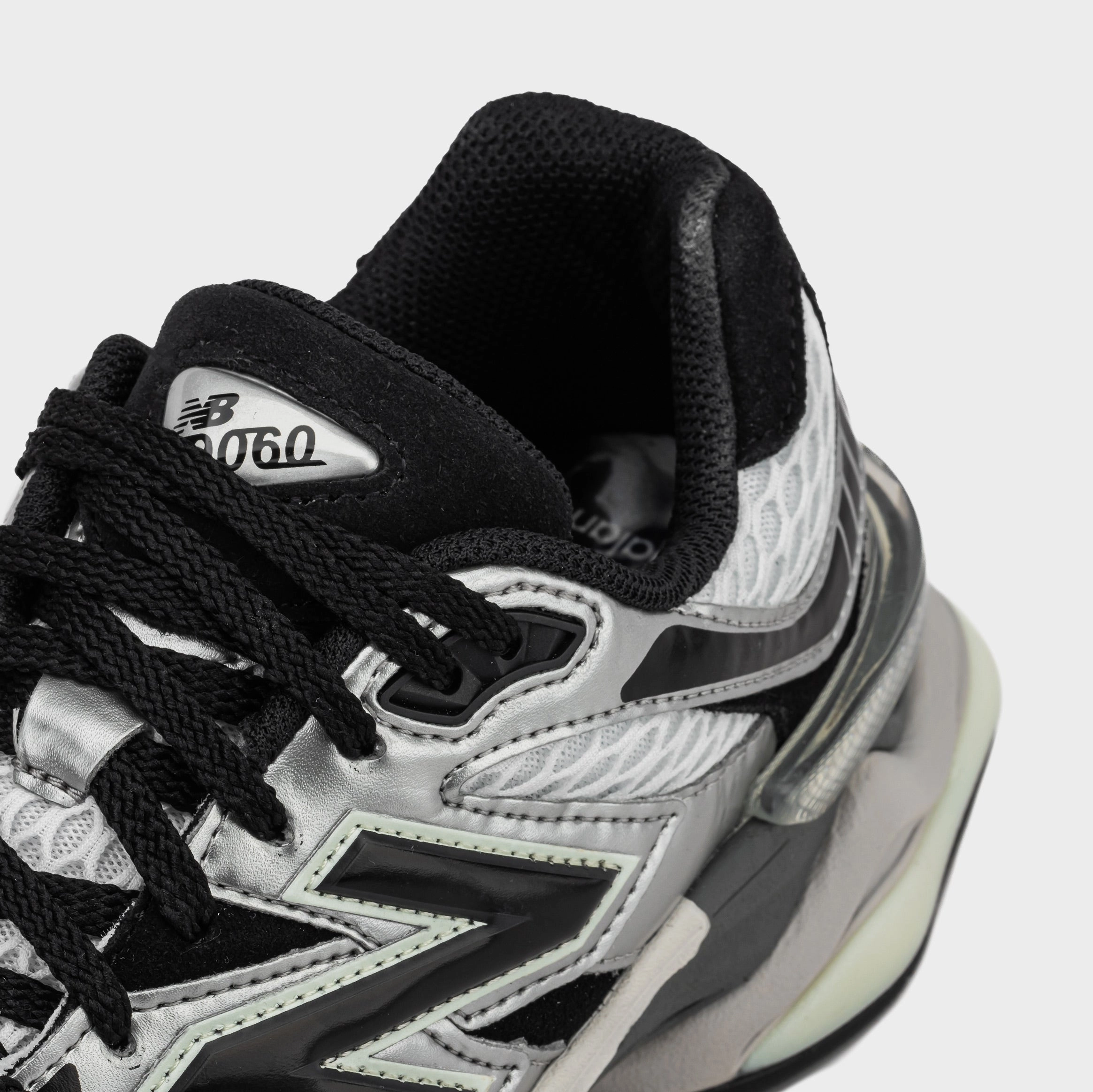 9060 Metallic x Shoe Palace Mens Running Shoes (Silver/Black) NB 9060 runners