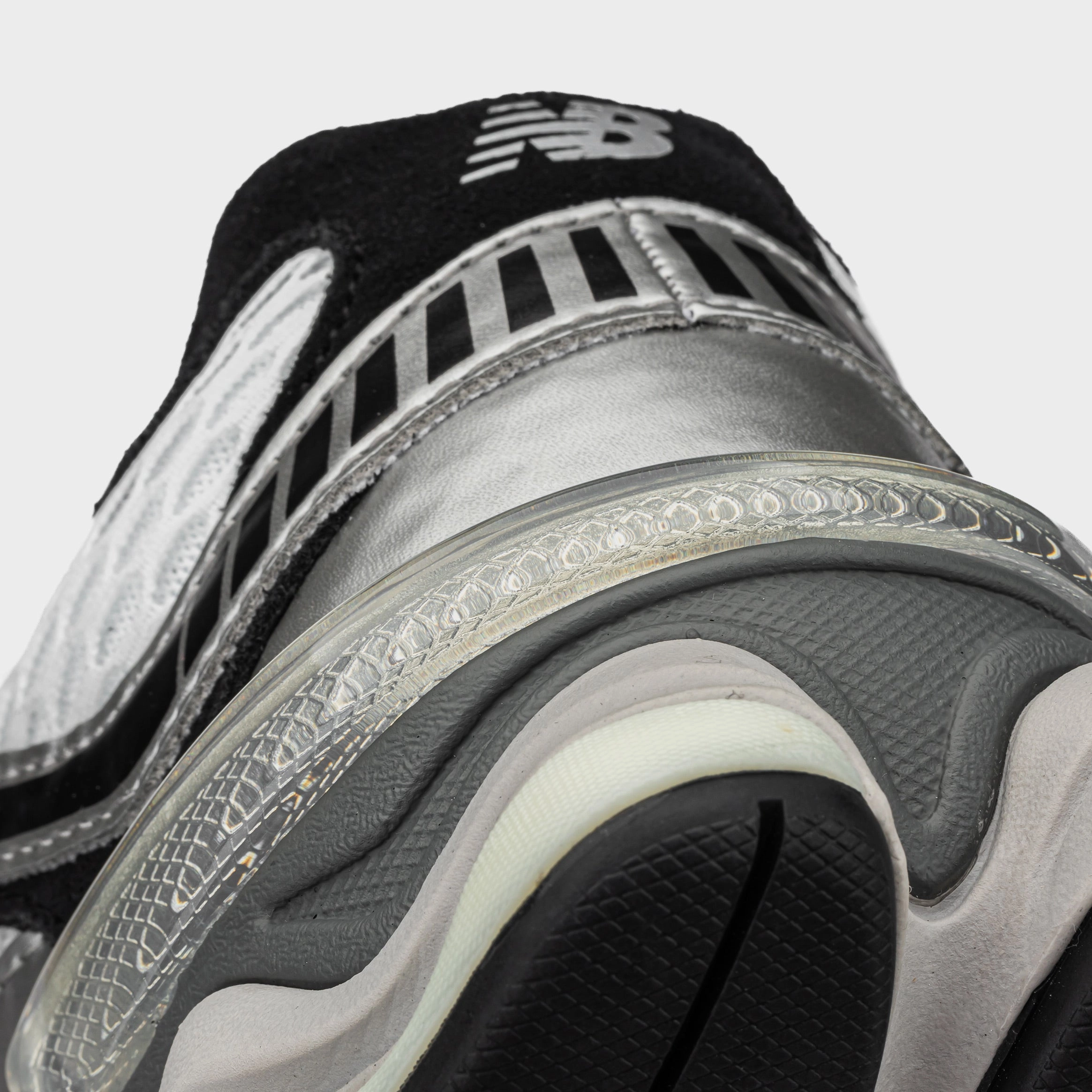 9060 Metallic x Shoe Palace Mens Running Shoes (Silver/Black) NB 9060 runners