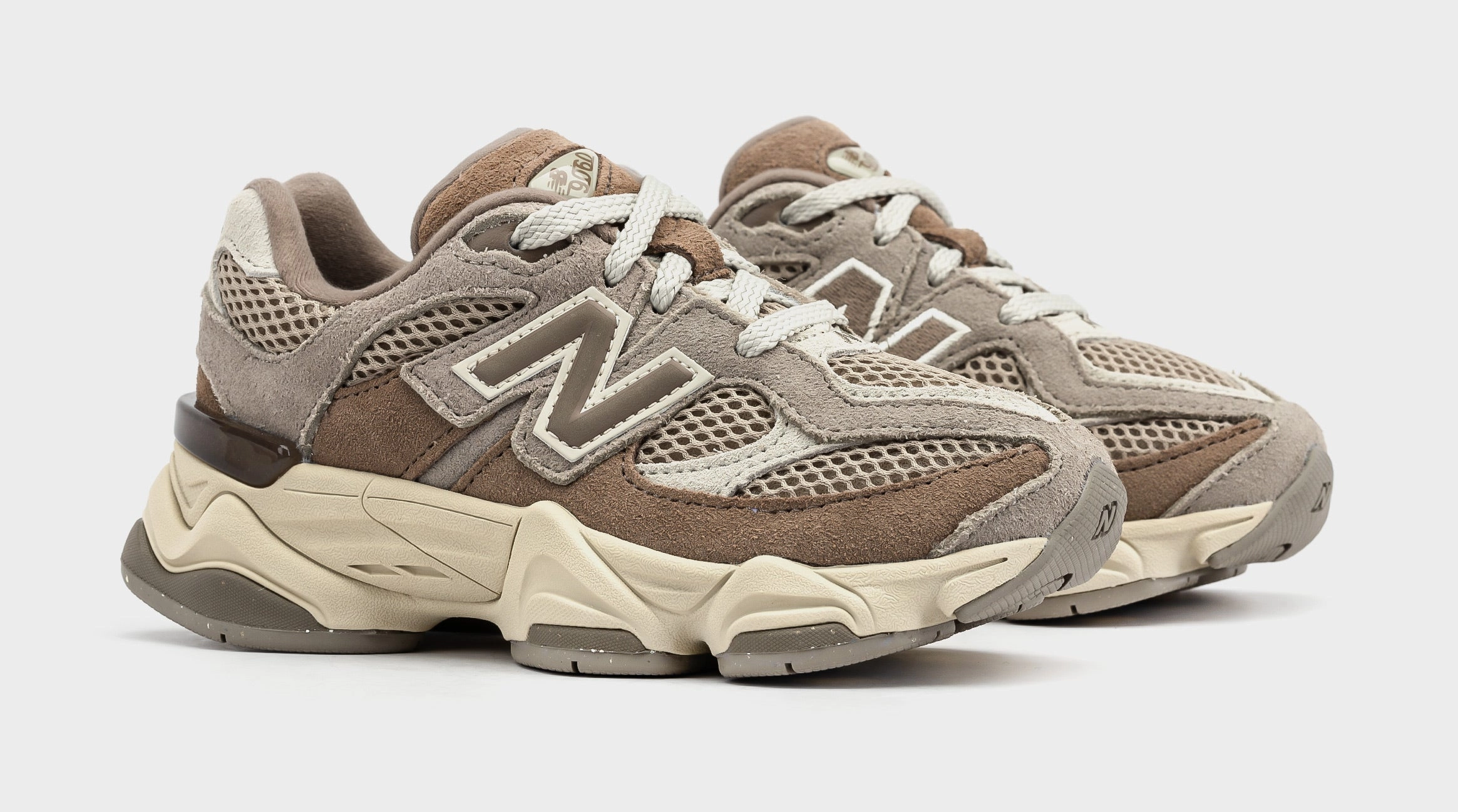 9060 Preschool Running Shoes (Mushroom/Arid Stone) NB 9060 runners