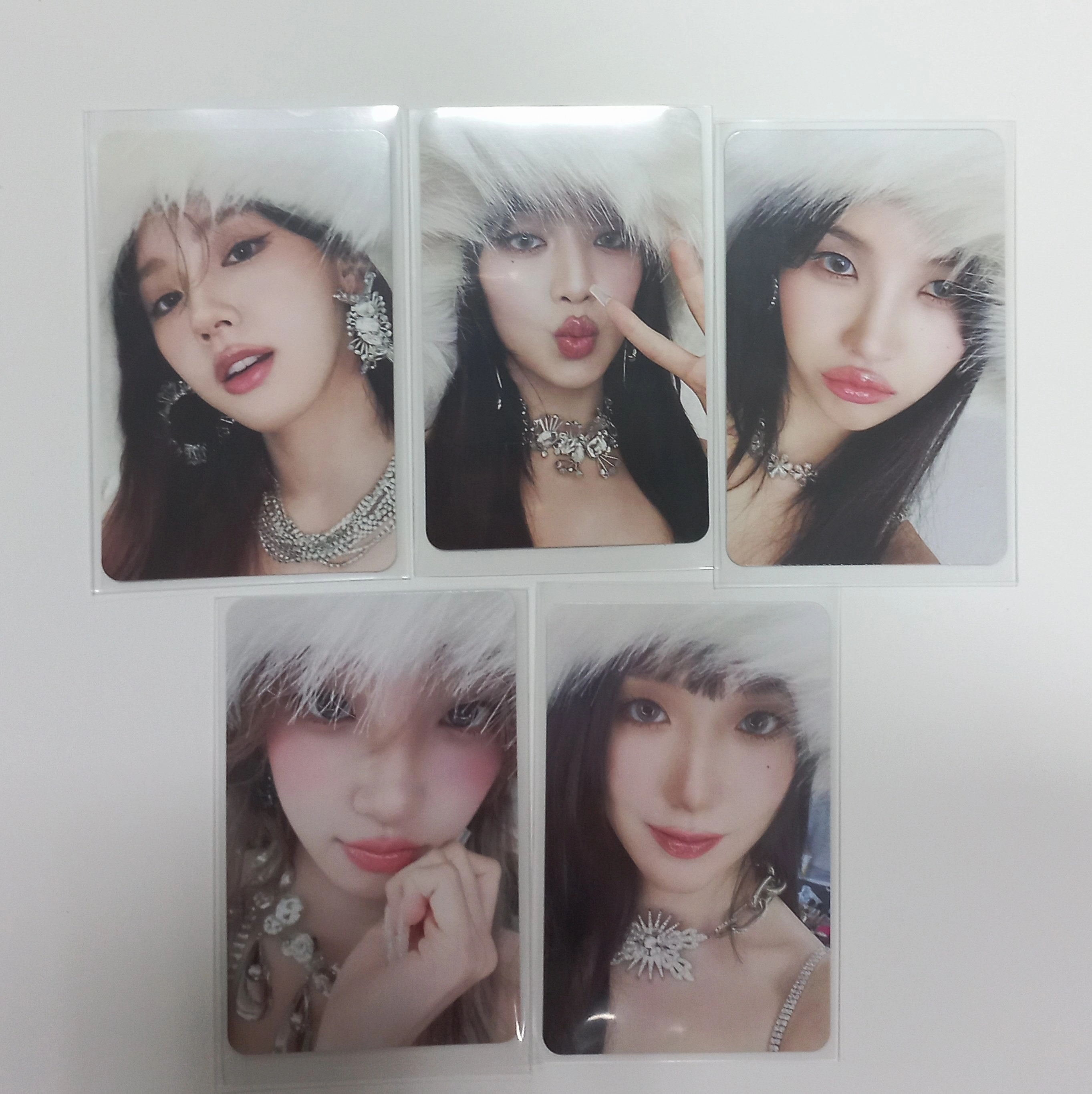 (g) I-DLE "2" 2nd Full Album - K-Pop Merch Pre-Order Benefit Photocard [24.2.5]