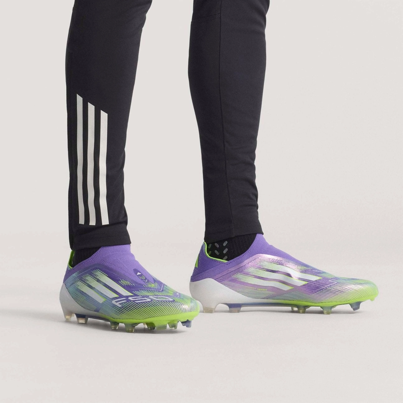 adidas F50 Elite Laceless FG Lightweight athletic shoes