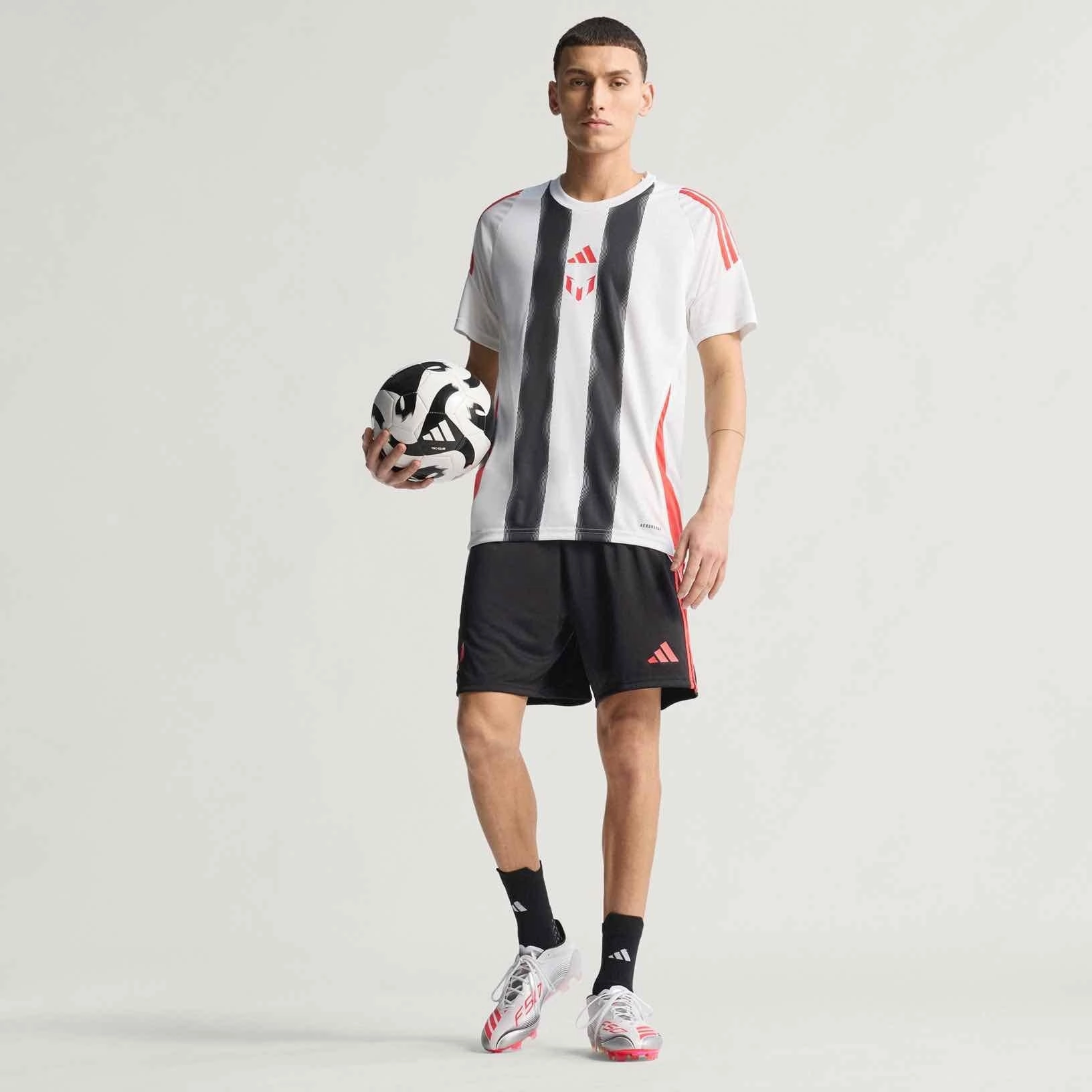 adidas F50 Messi Elite FG Lightweight athletic shoes