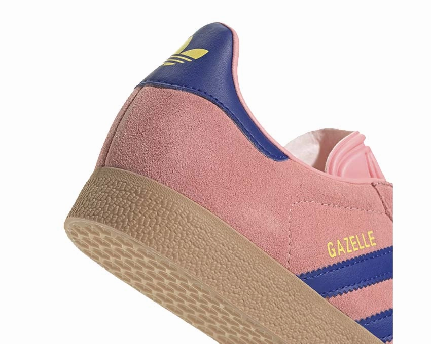 Adidas Gazelle W "Semi Pink Spark" Comfort low-top kicks for her