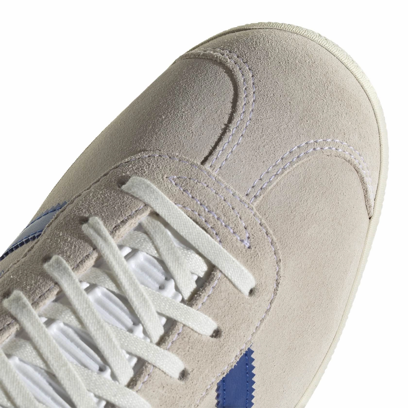 adidas Manchester United Gazelle Shoes Suede retro footwear
