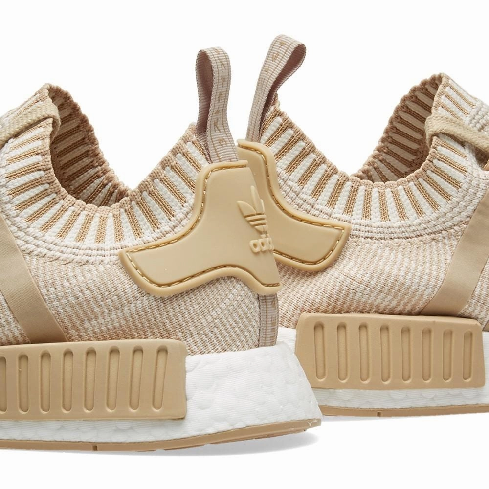 adidas NMD_R1 Primeknit Glitch Camo Linen Khaki-Off White Off White Sneakers