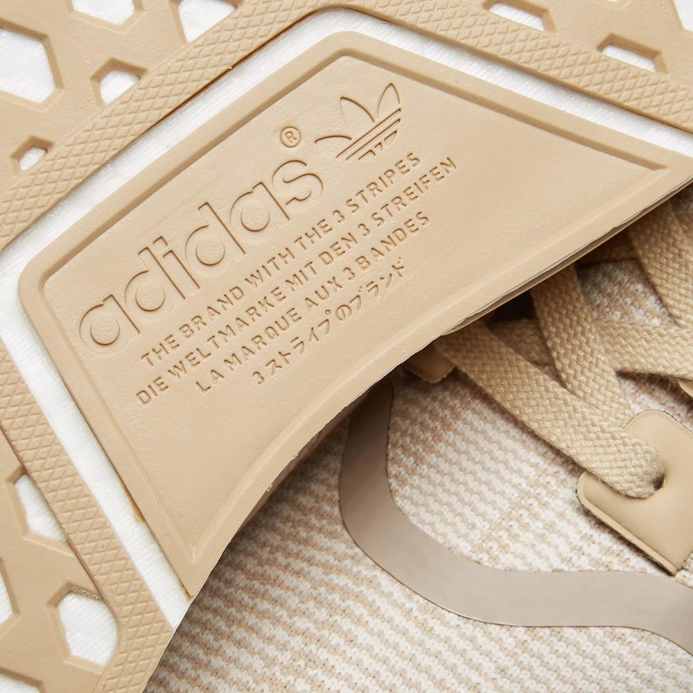 adidas NMD_R1 Primeknit Glitch Camo Linen Khaki-Off White Off White Sneakers