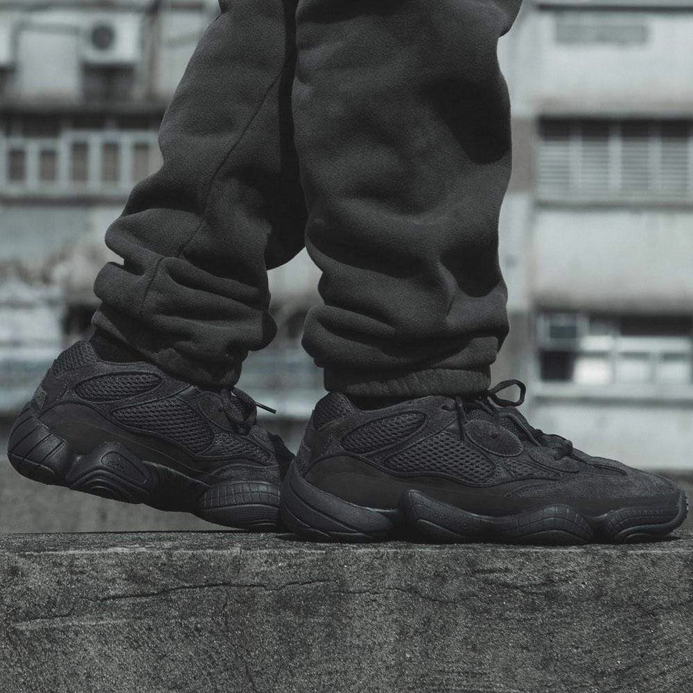 adidas Originals Yeezy 500 Utility Black 700 Yeezy Models