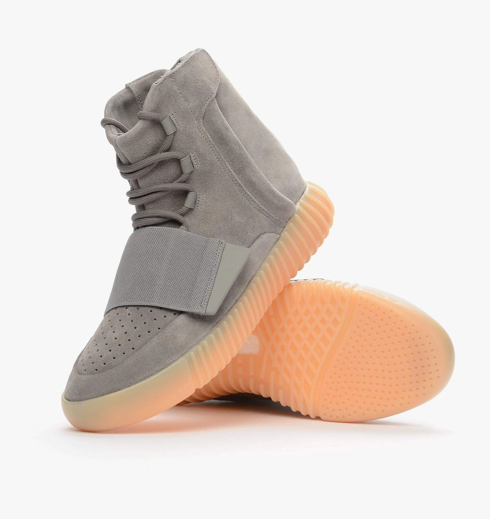 Adidas Originals Yeezy 750 Boost Light Grey-Gum Yeezy futuristic fashion sneakers