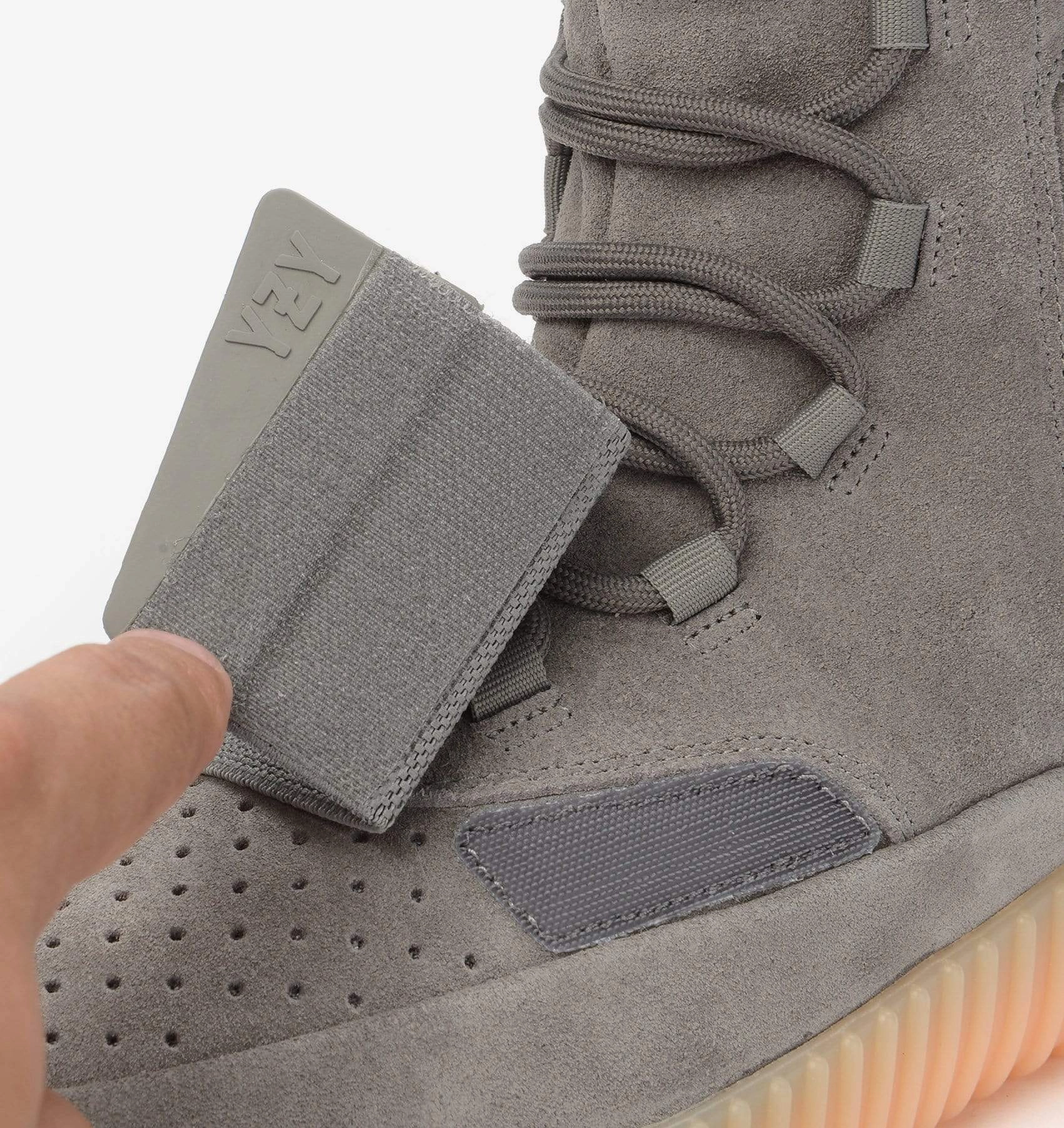 Adidas Originals Yeezy 750 Boost Light Grey-Gum Yeezy futuristic fashion sneakers