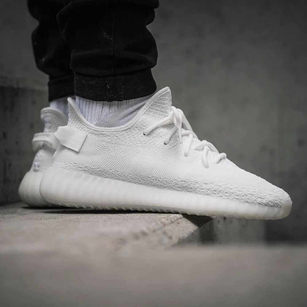 adidas Originals Yeezy Boost 350 V2 Cream White Boost 350 Sneakers