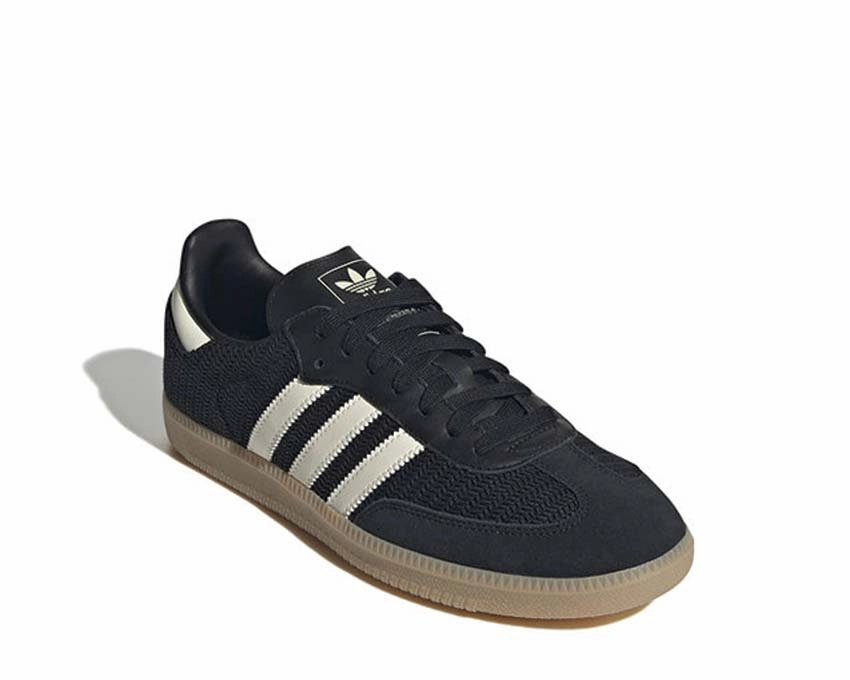 Adidas Samba OG "Core Black" Comfort low-top kicks for her