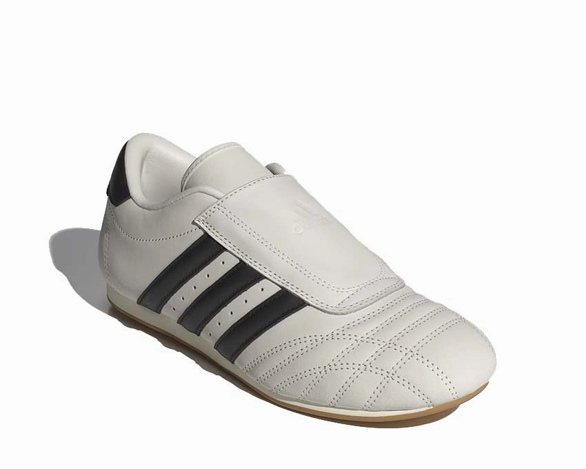 Adidas Taekwondo W "Off White" Comfort low-top kicks for her