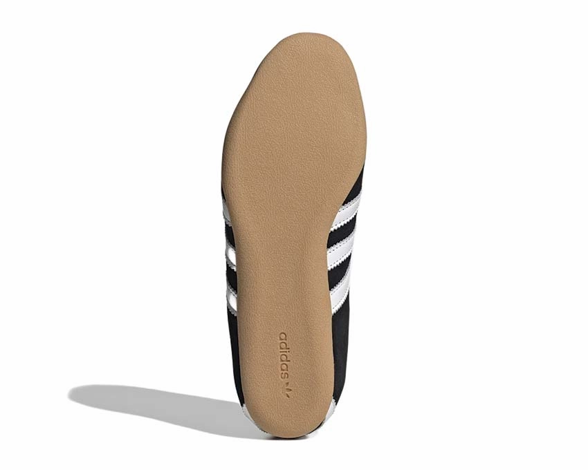 Adidas Tokyo W "Core Black" Comfort low-top kicks for her