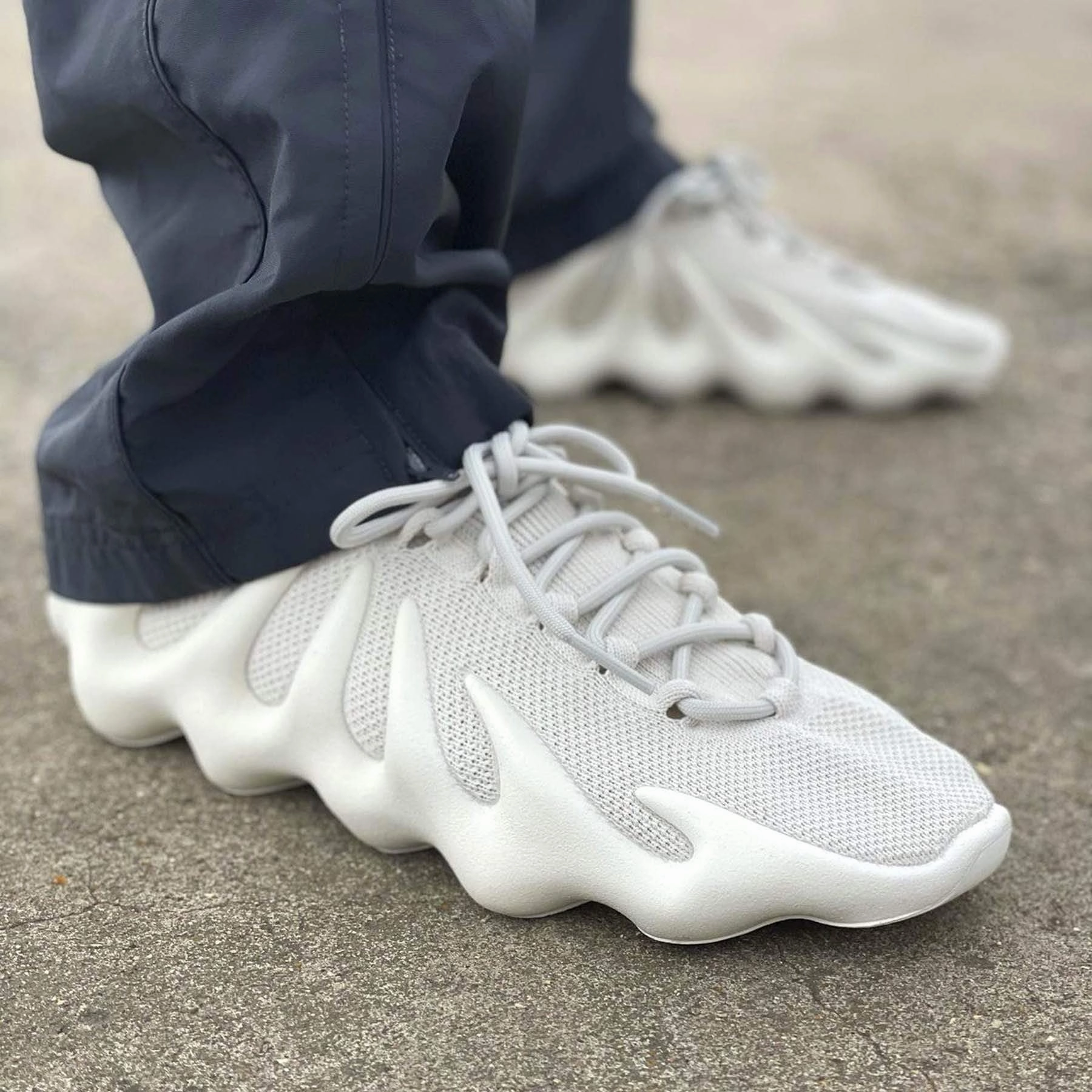 adidas Yeezy 450 'Cloud White' Yeezy futuristic fashion sneakers