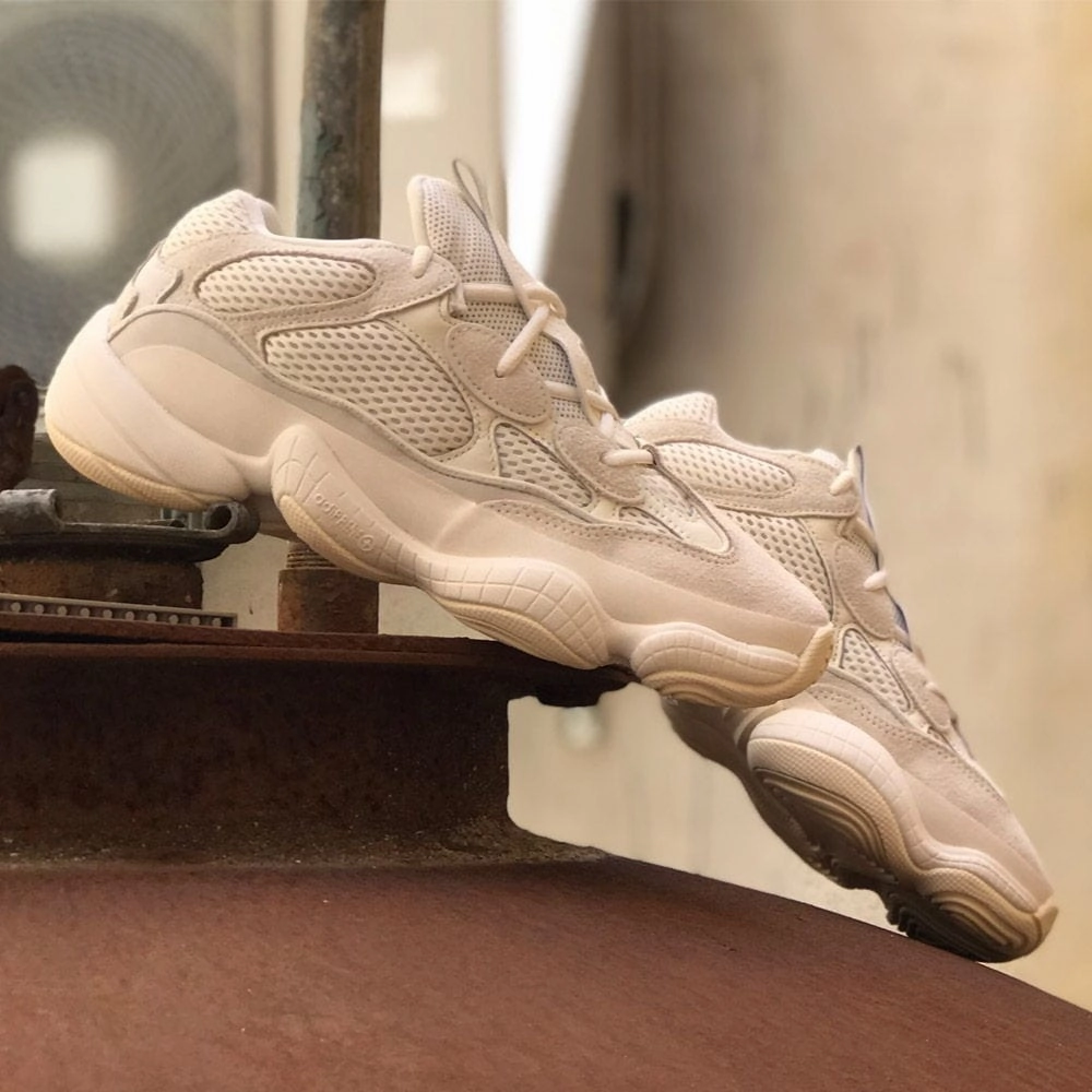Adidas Yeezy 500 'Bone White' Yeezy futuristic fashion sneakers