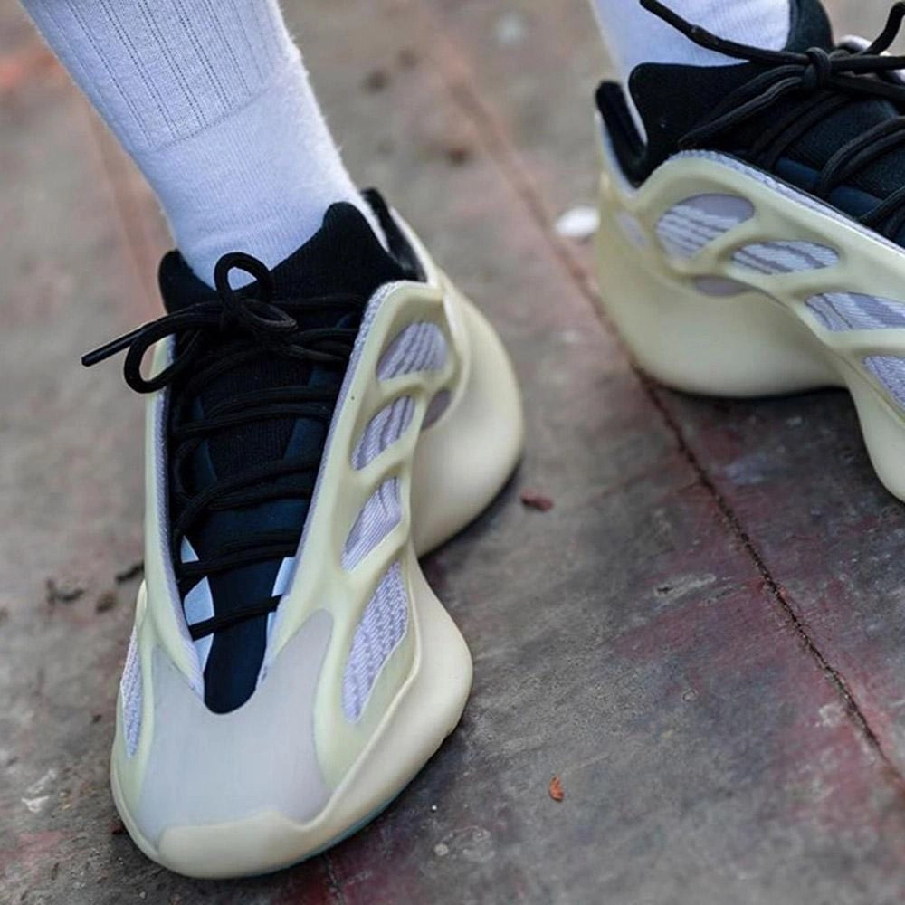 Adidas Yeezy 700 V3 'Azael' Yeezy futuristic fashion sneakers