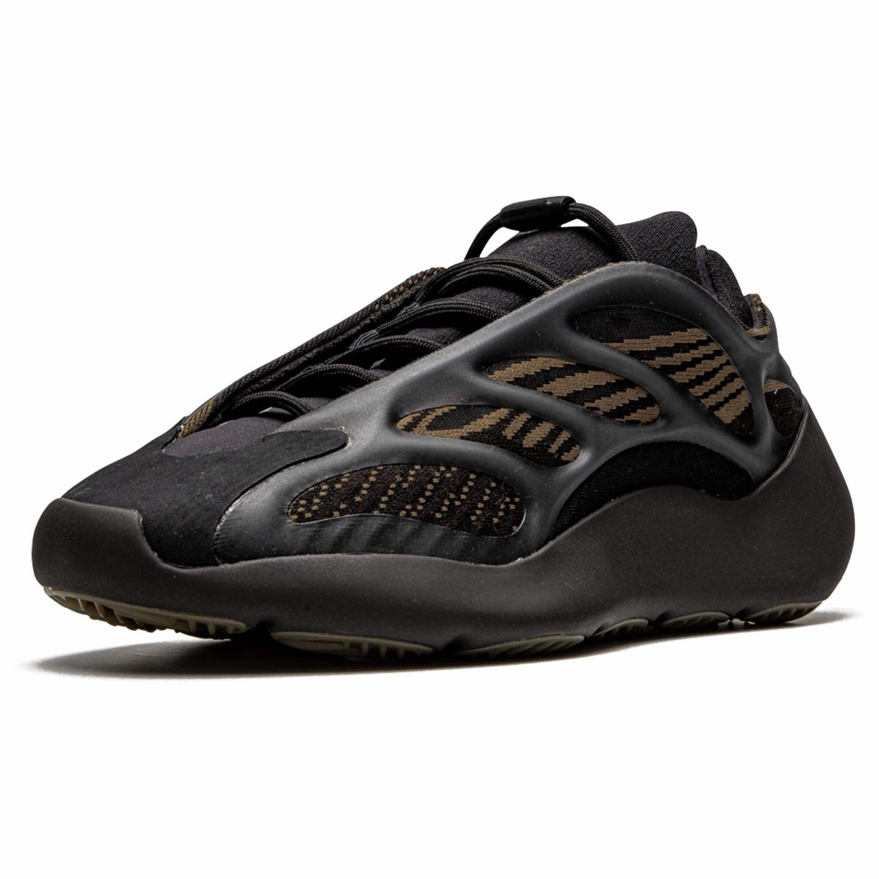 adidas Yeezy 700 V3 'Clay Brown' Yeezy futuristic fashion sneakers