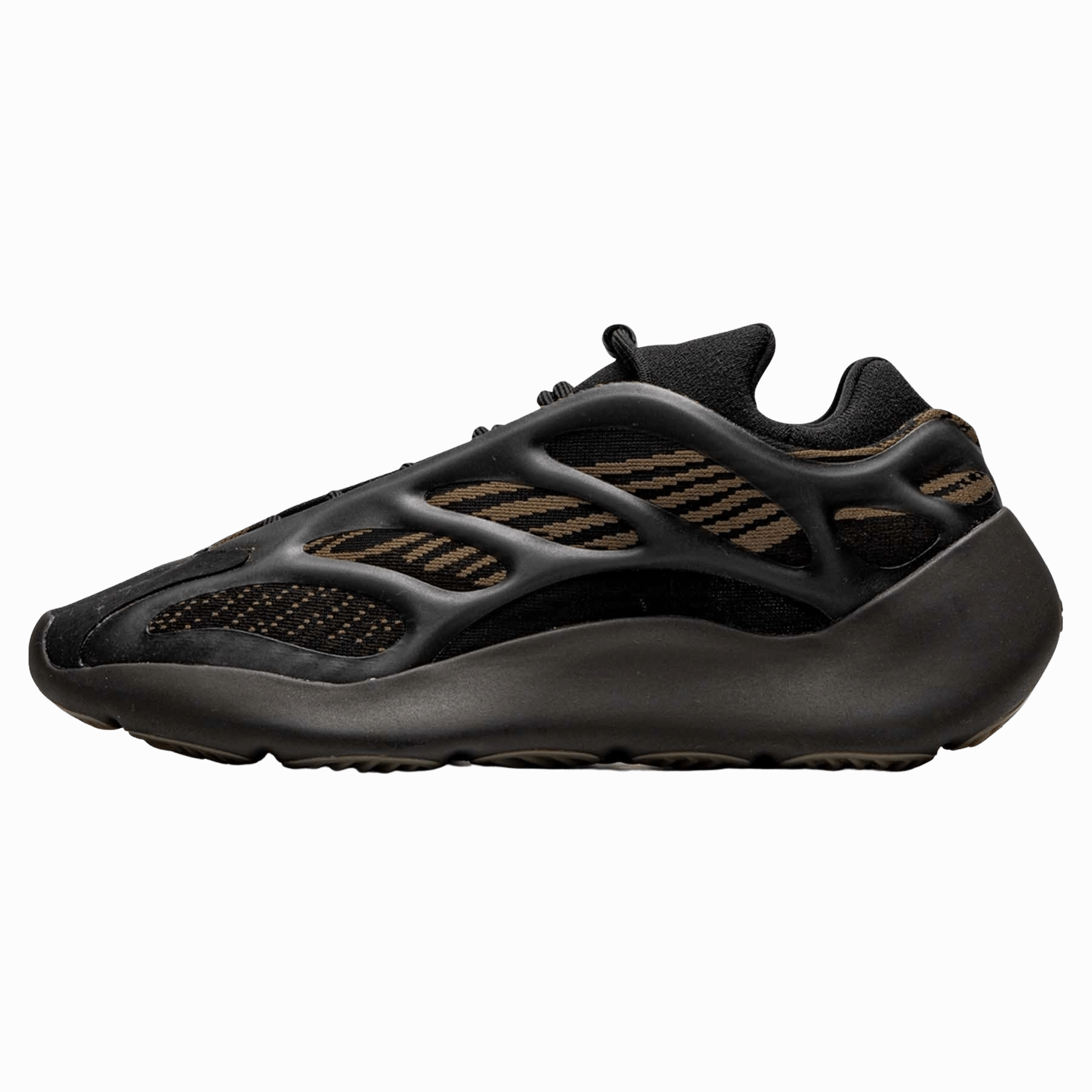 adidas Yeezy 700 V3 'Clay Brown' Yeezy bold fashion sneakers with futuristic edge