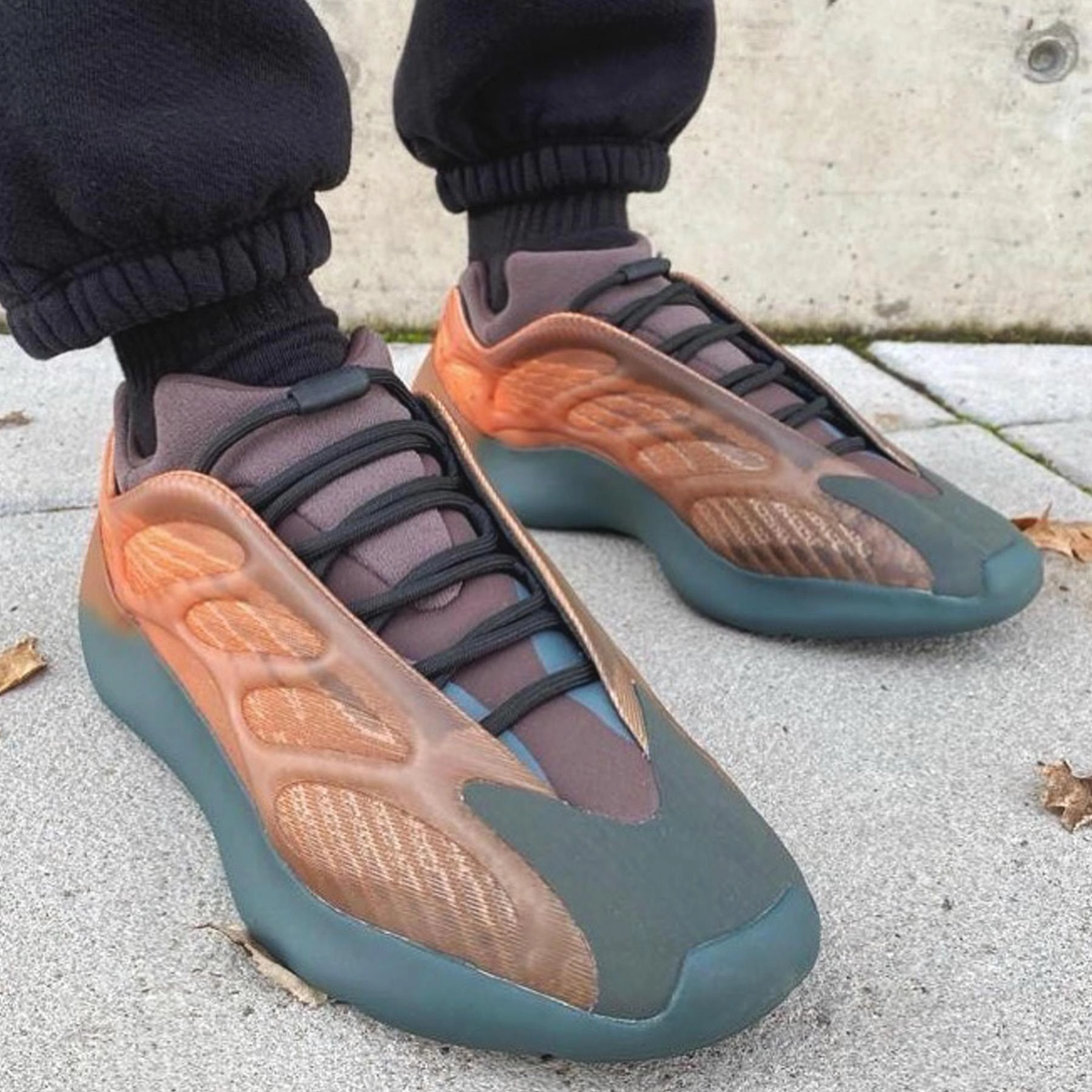 adidas Yeezy 700 V3 'Copper Fade' 700 Yeezy Versions
