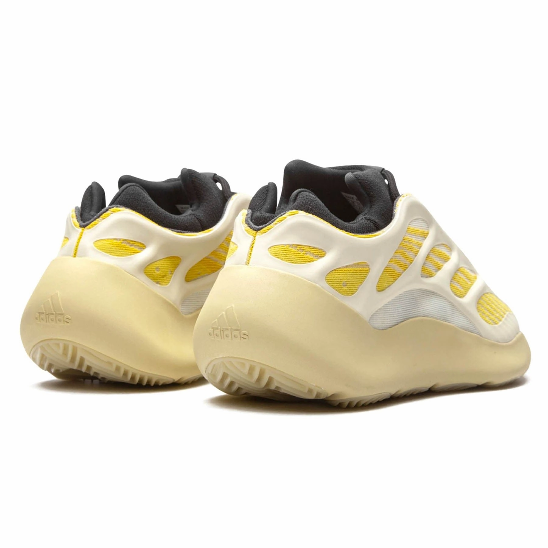 adidas Yeezy 700 V3 'Safflower' Yeezy futuristic fashion sneakers
