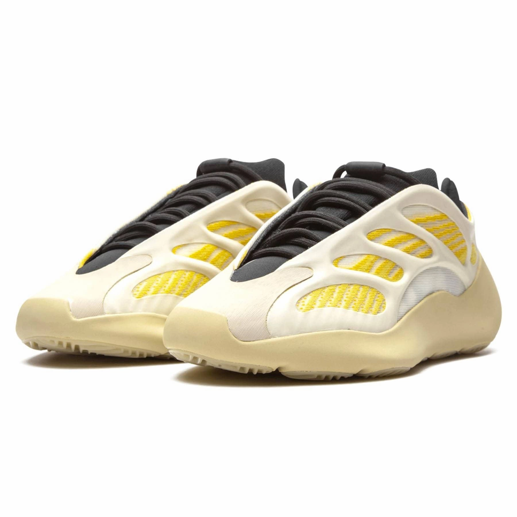 adidas Yeezy 700 V3 'Safflower' Yeezy futuristic fashion sneakers