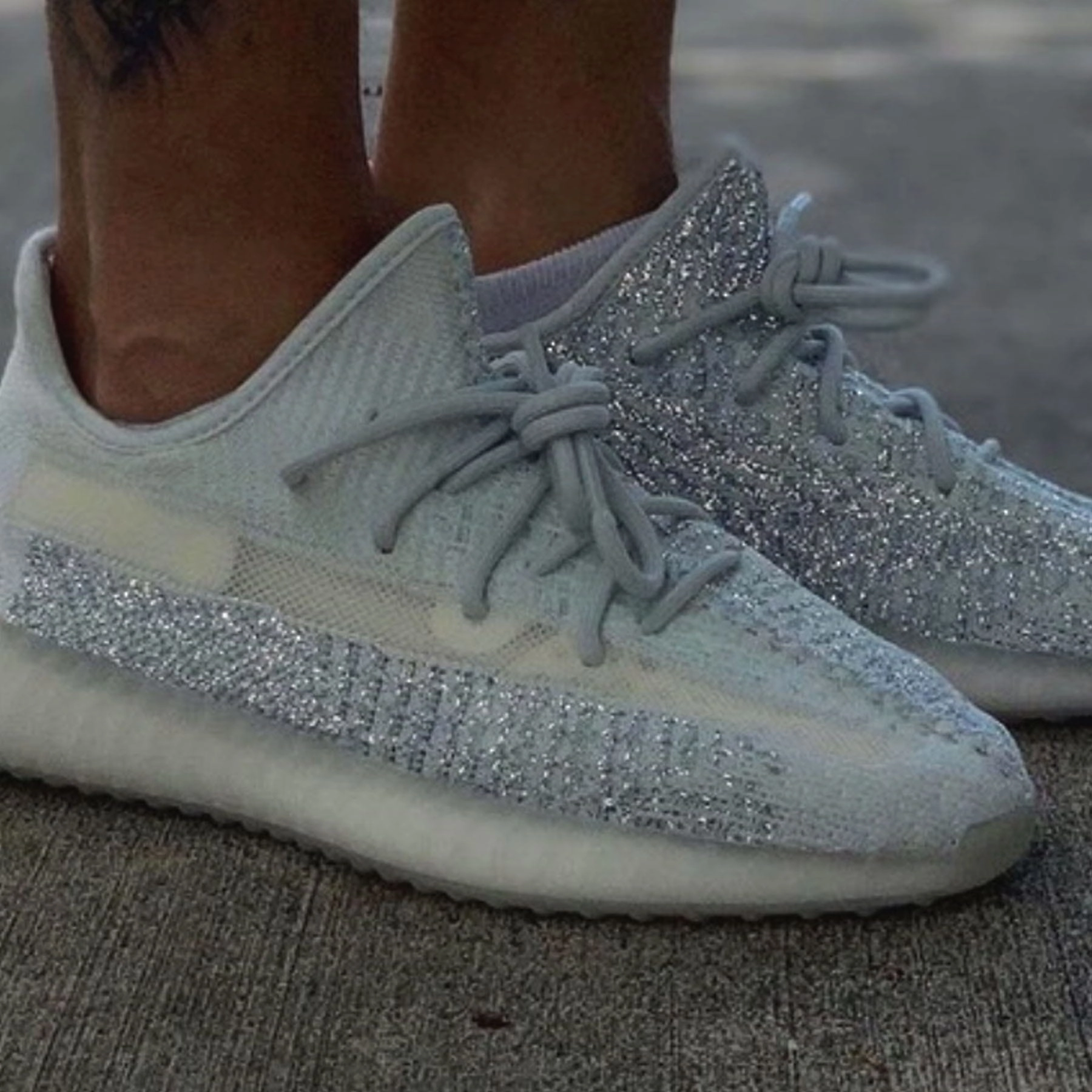 adidas Yeezy Boost 350 V2 'Cloud White Reflective' Boost 350 Sneakers