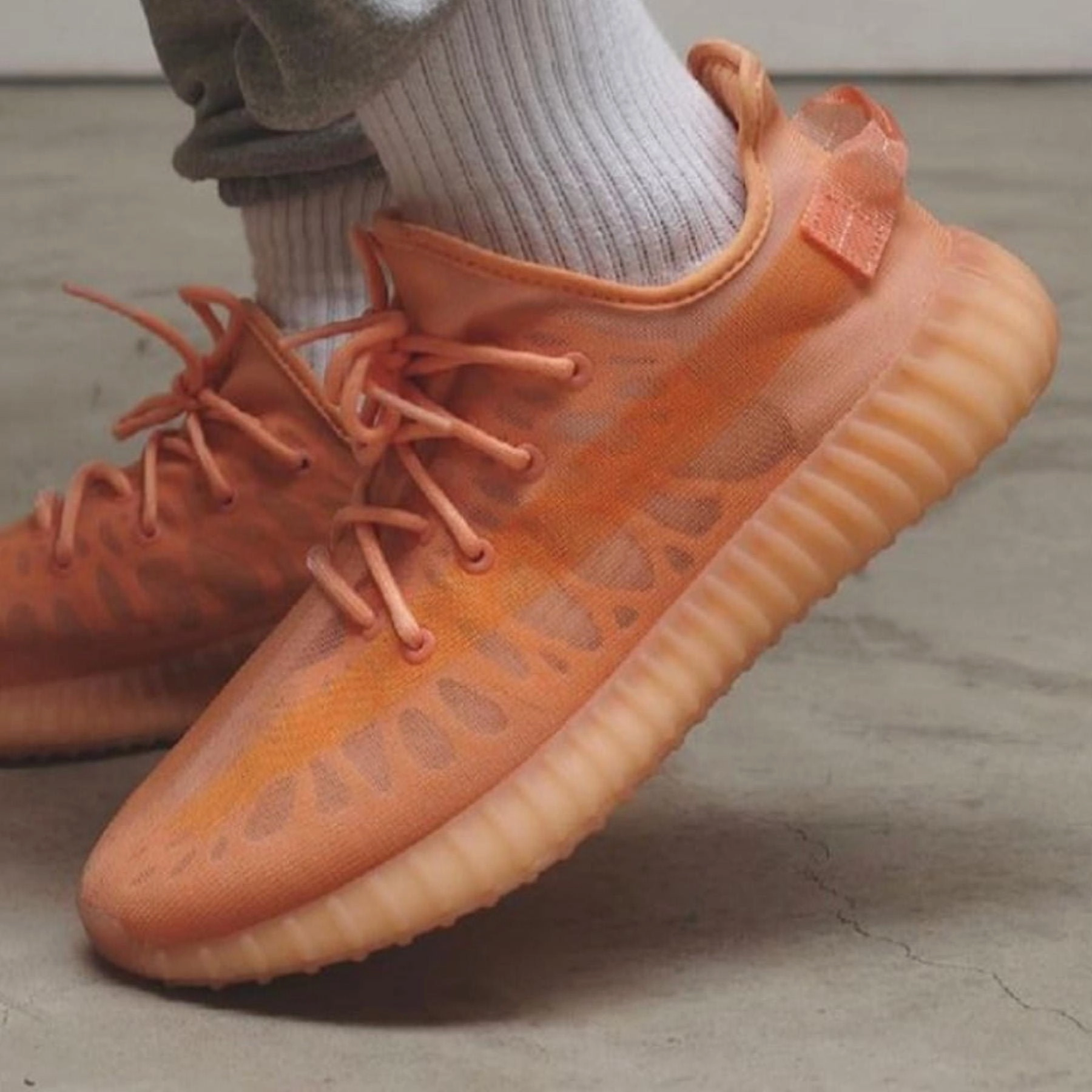 adidas Yeezy Boost 350 V2 'Mono Clay' Boost 350 Sneakers