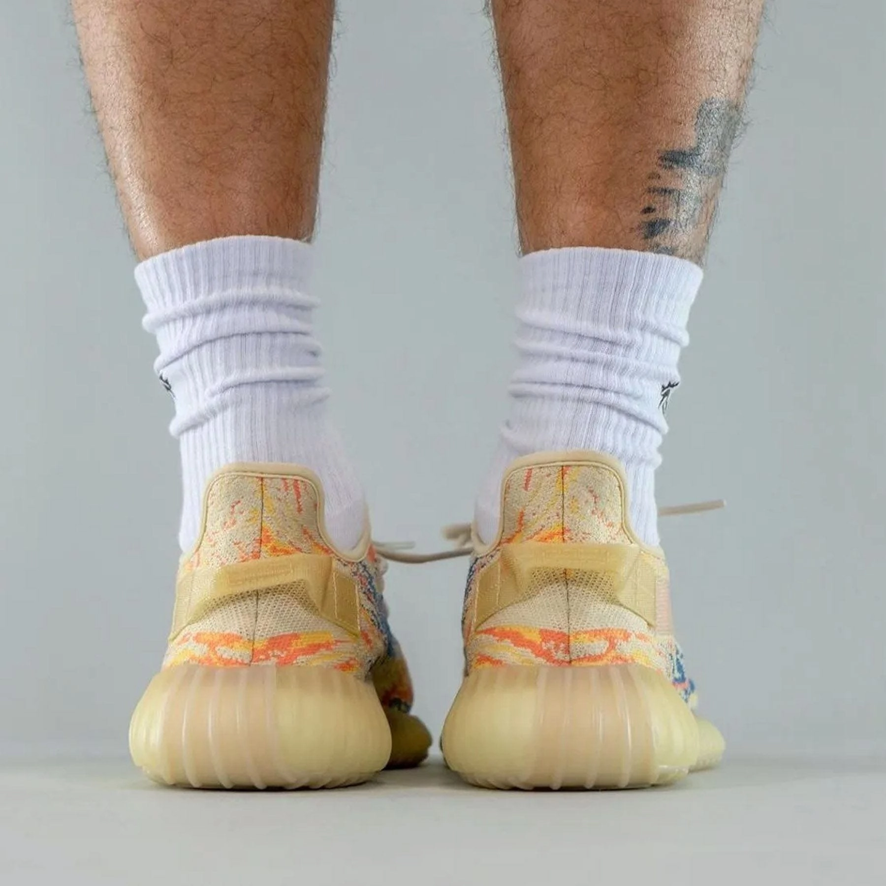 adidas Yeezy Boost 350 V2 'MX Oat' Boost 350 Sneakers