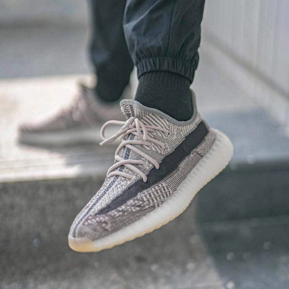 Adidas Yeezy Boost 350 V2 'Zyon' Yeezy futuristic fashion sneakers