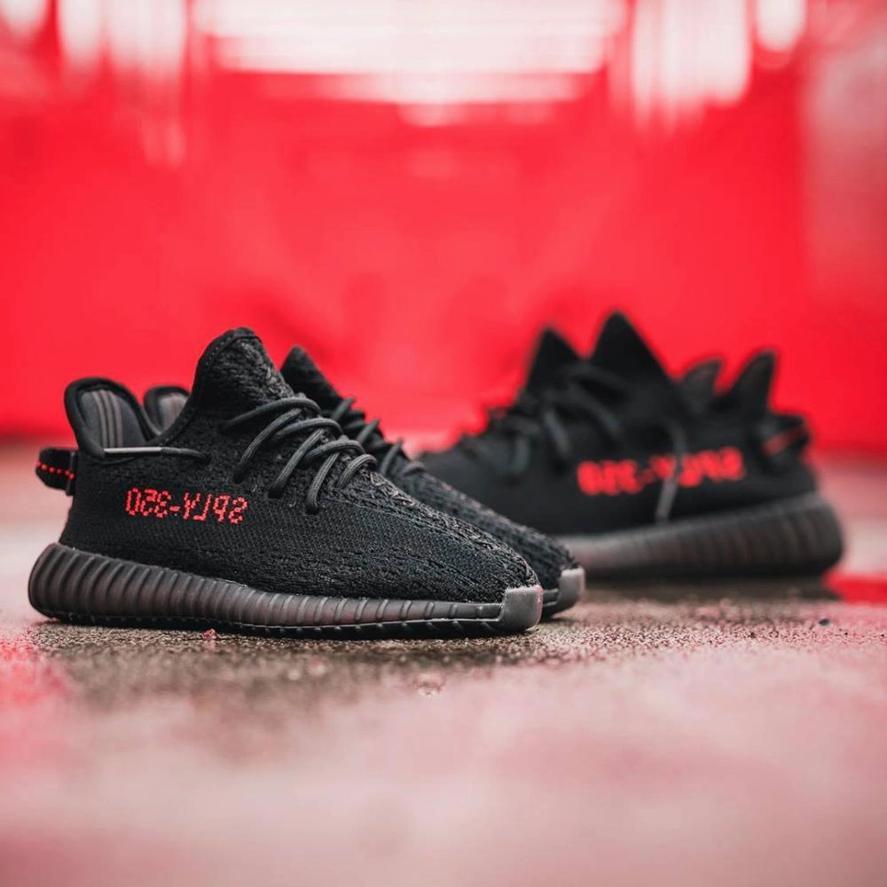 Adidas Yeezy Boost 350 V2 Core Black-Red Boost 350 Sneakers