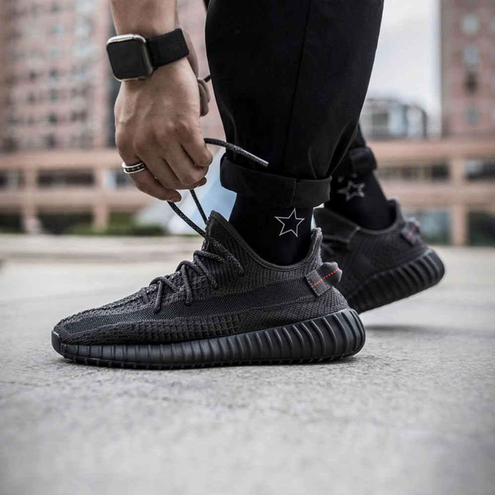 adidas Yeezy Boost 350 V2 Static Black Non-Reflective Yeezy futuristic fashion sneakers