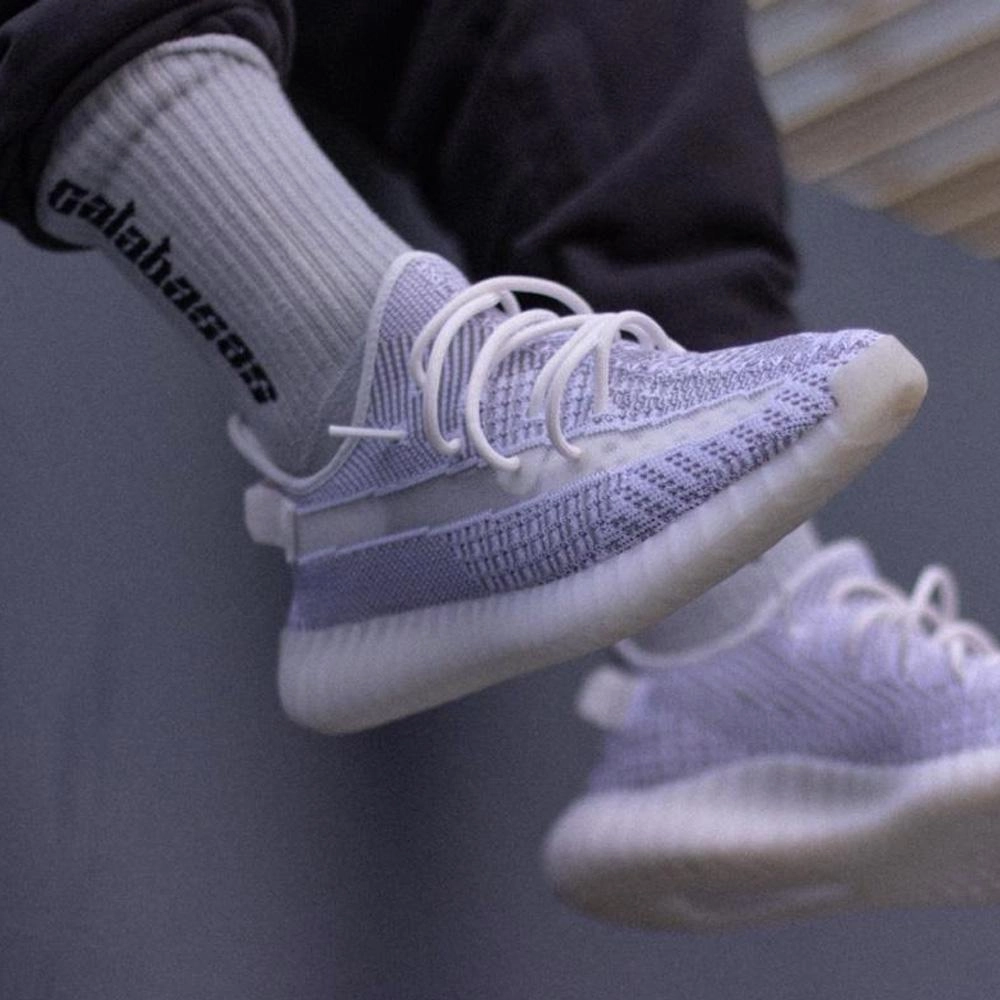 adidas Yeezy Boost 350 V2 Static Non-Reflective Boost 350 Sneakers