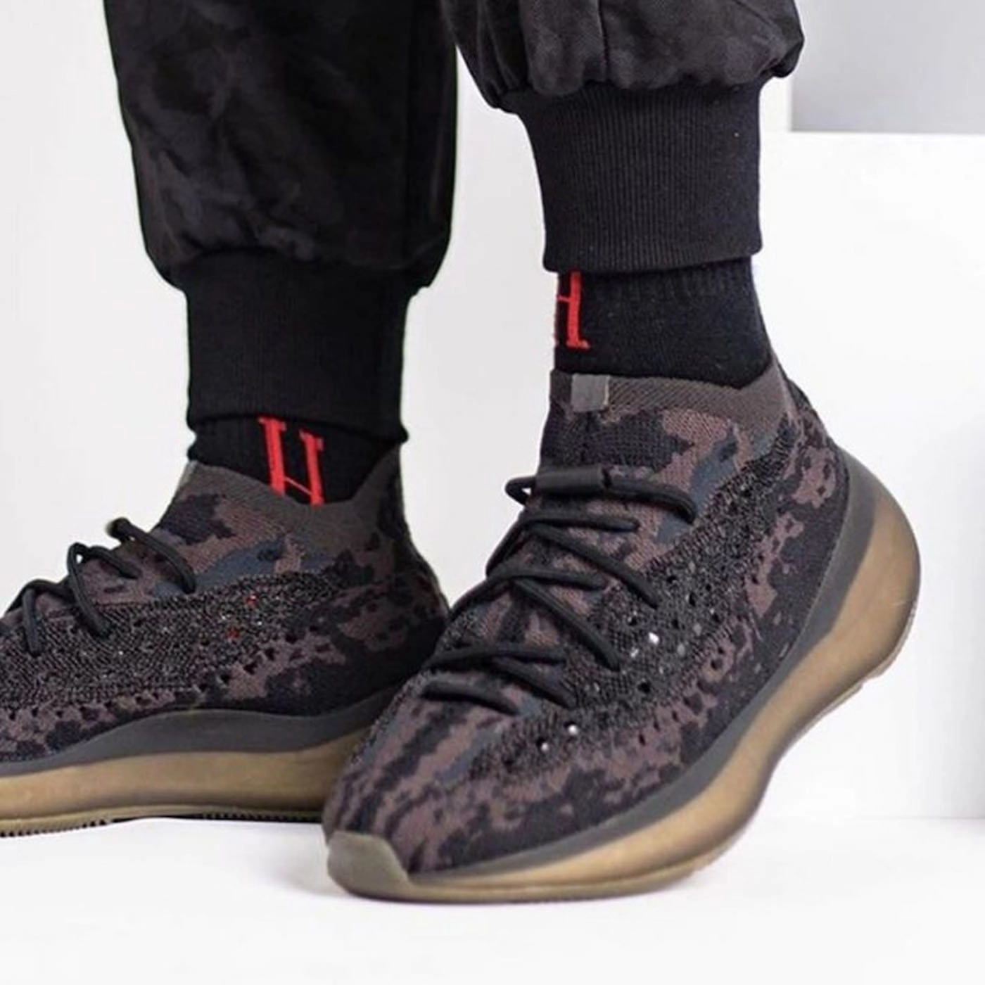 adidas Yeezy Boost 380 'Onyx Non-Reflective' Boost 380 Kicks