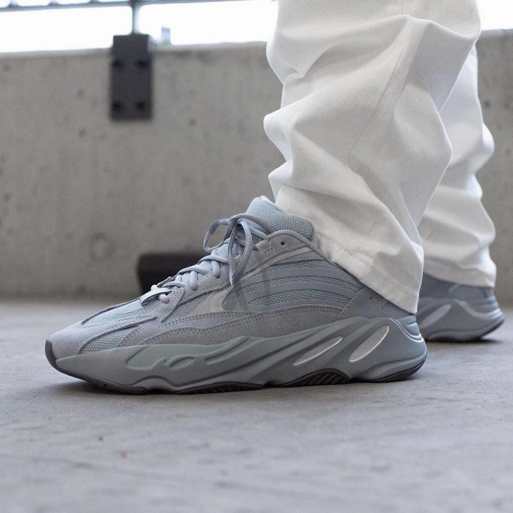 adidas Yeezy Boost 700 V2 'Hospital Blue' 700 Yeezy Versions