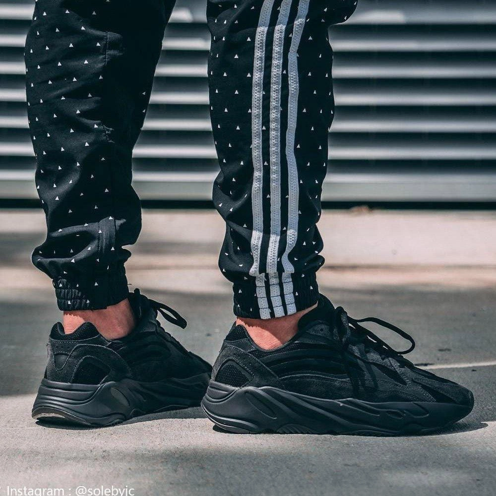 adidas Yeezy Boost 700 V2 Vanta Yeezy futuristic fashion sneakers