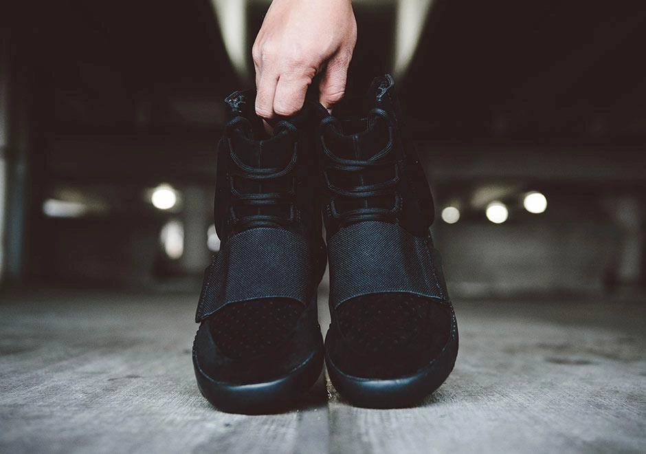 Adidas Yeezy Boost 750 Black Yeezy futuristic fashion sneakers