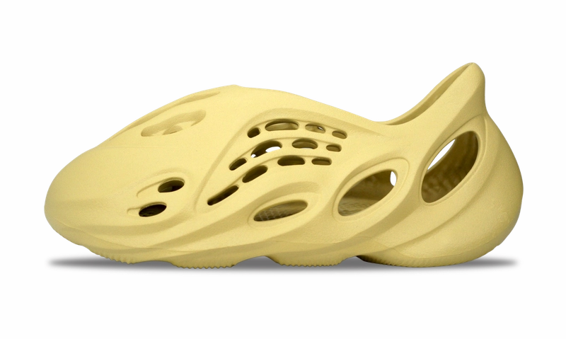 adidas Yeezy Foam RNNR Sulfur yeezy foam runner slip-on lightweight footwear