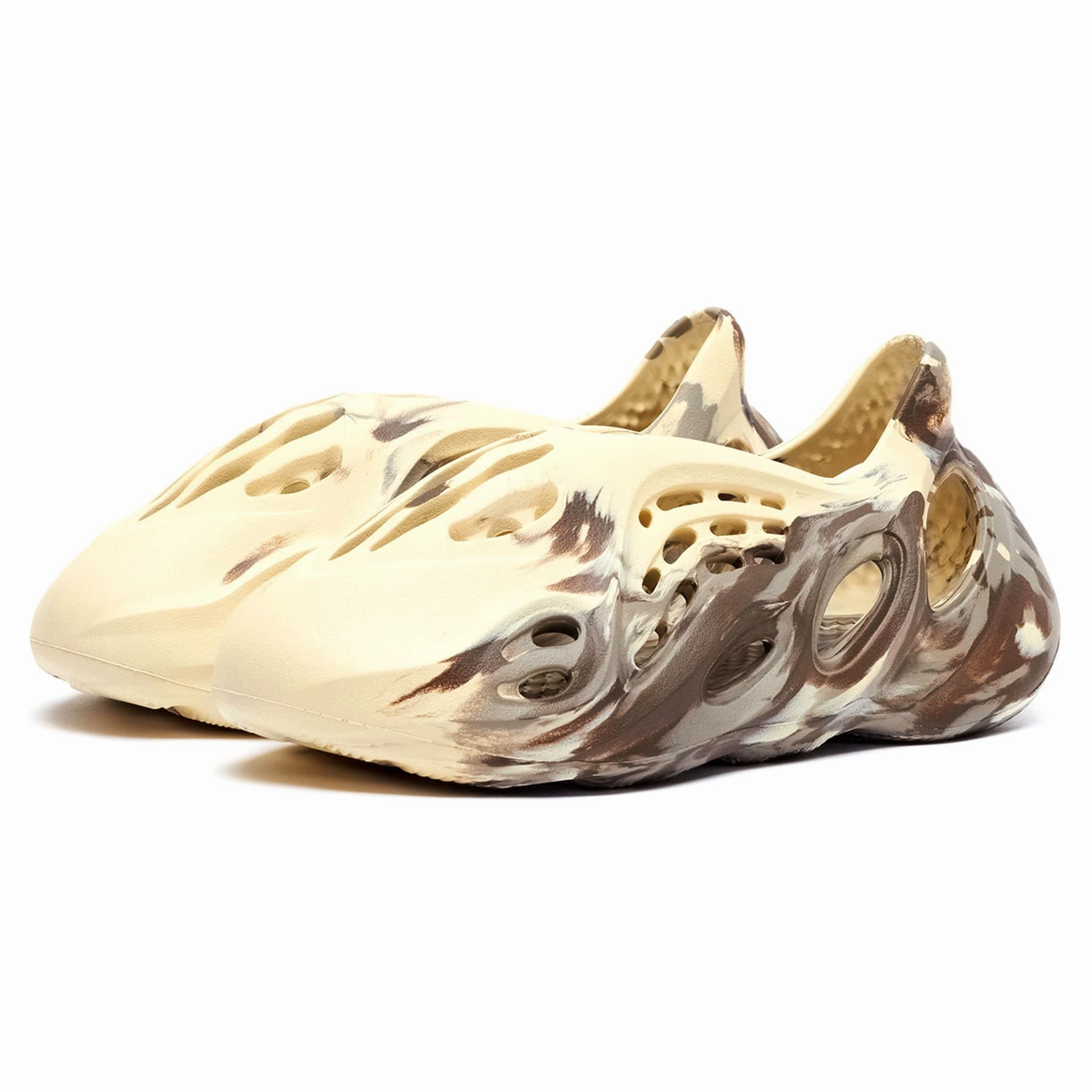 adidas Yeezy Foam Runner 'MX Cream Clay' Yeezy futuristic fashion sneakers