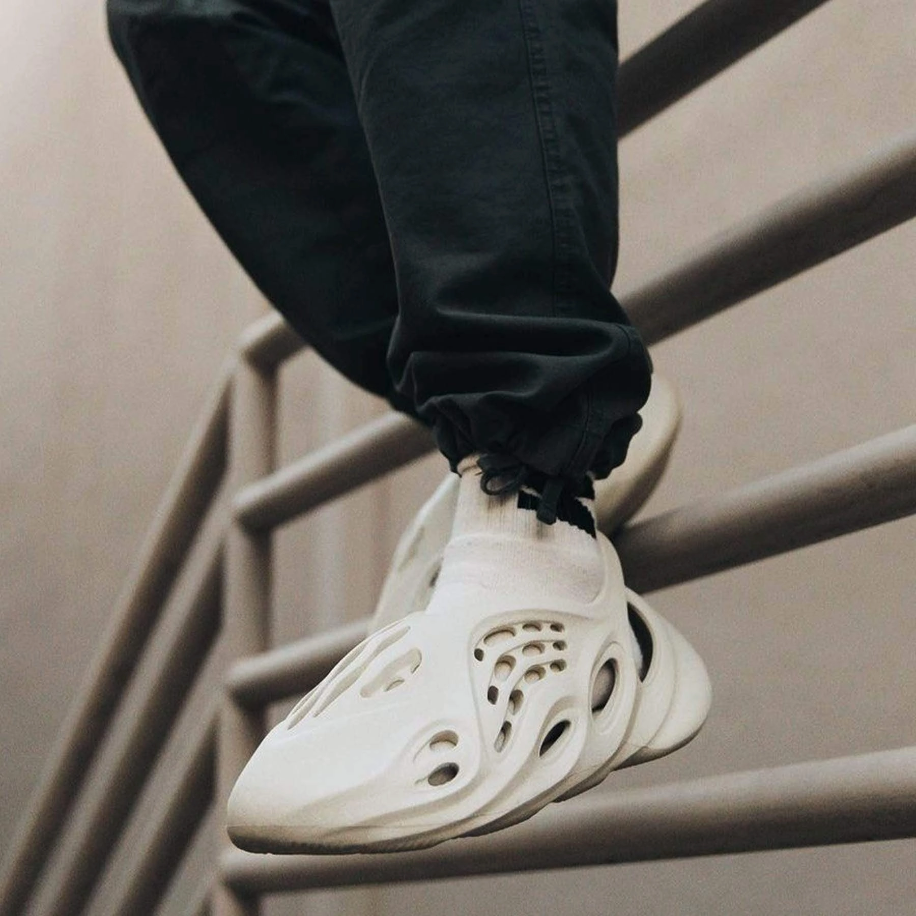 adidas Yeezy Foam Runner 'Sand' Foam Runner Collection