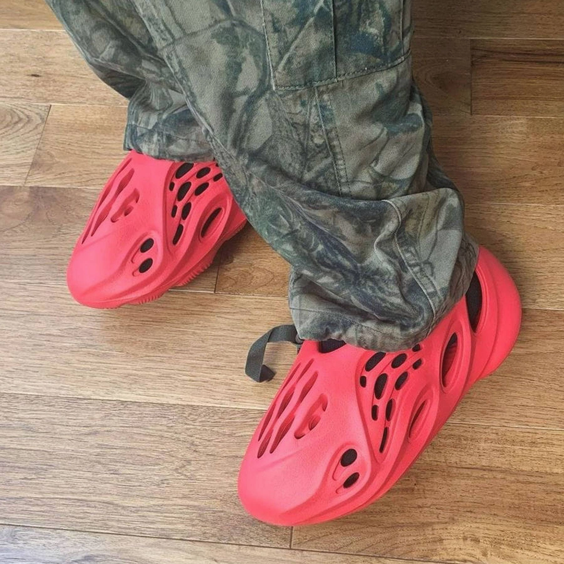 adidas Yeezy Foam Runner 'Vermilion' Foam Runner Collection