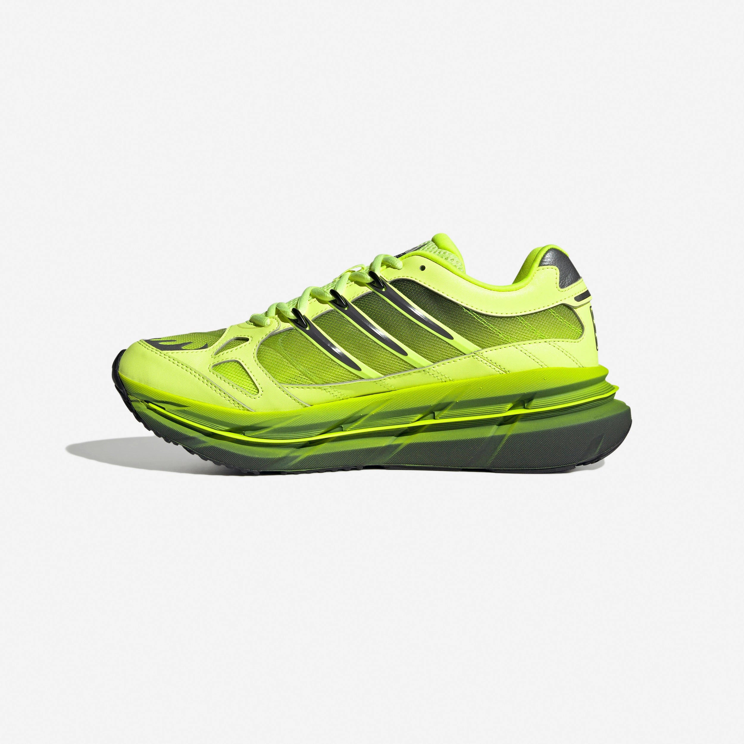 Adistar HRMY All-around lifestyle footwear